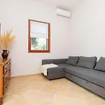 Ljiljana Apartamento *