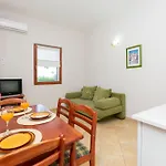 Apartamento Ljiljana
