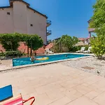 Apartamento Ljiljana Omiš