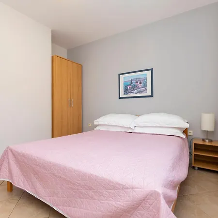 Apartamento Ljiljana Omiš