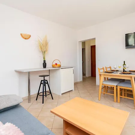 Apartmán Ljiljana *