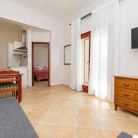Apartamento Ljiljana